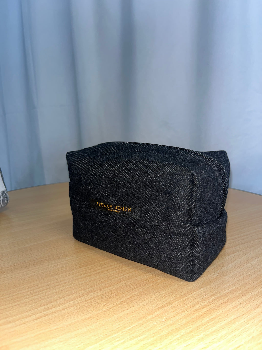 Pochette noire denim