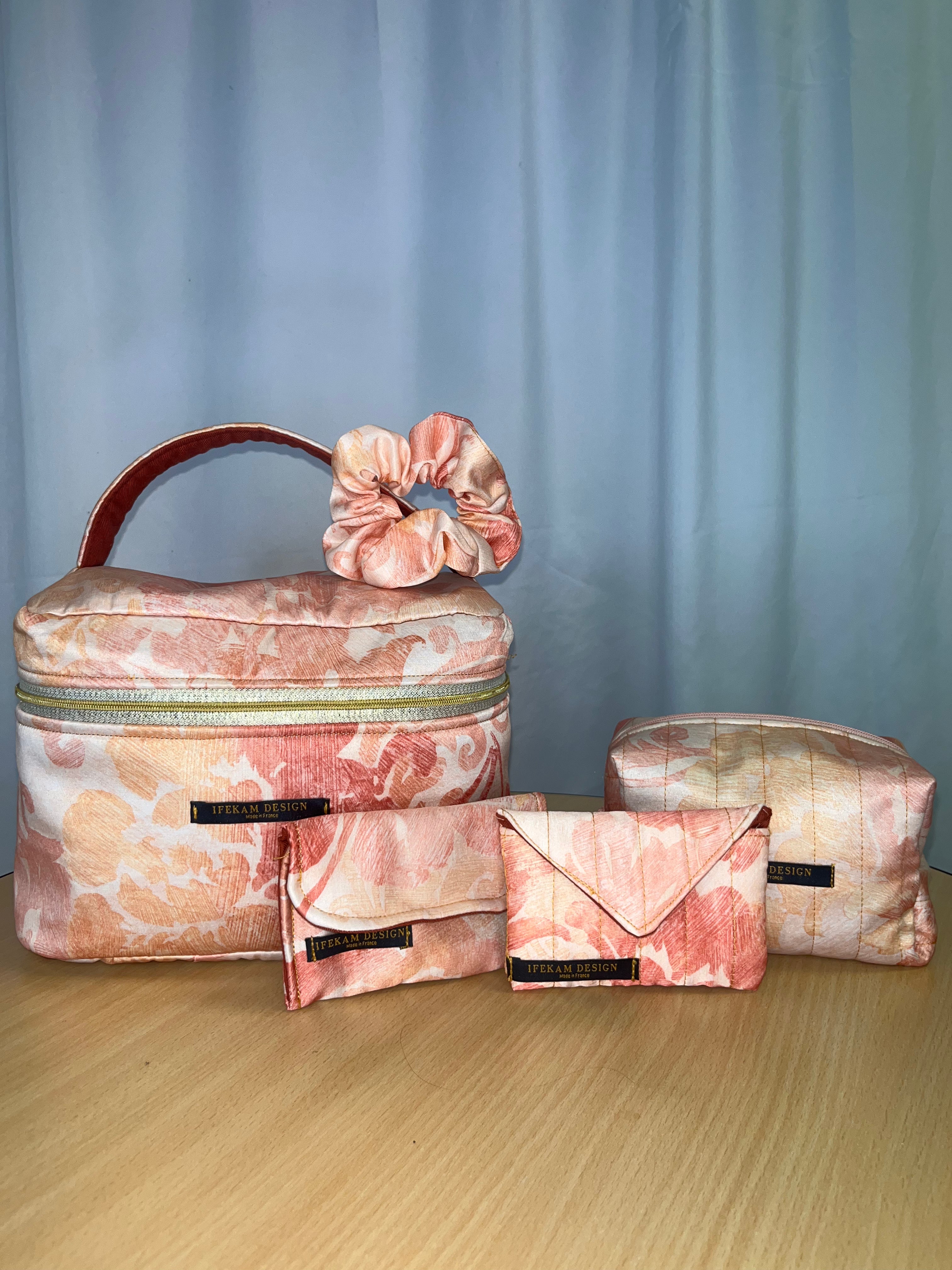 lot de pochettes de toilette/rangement