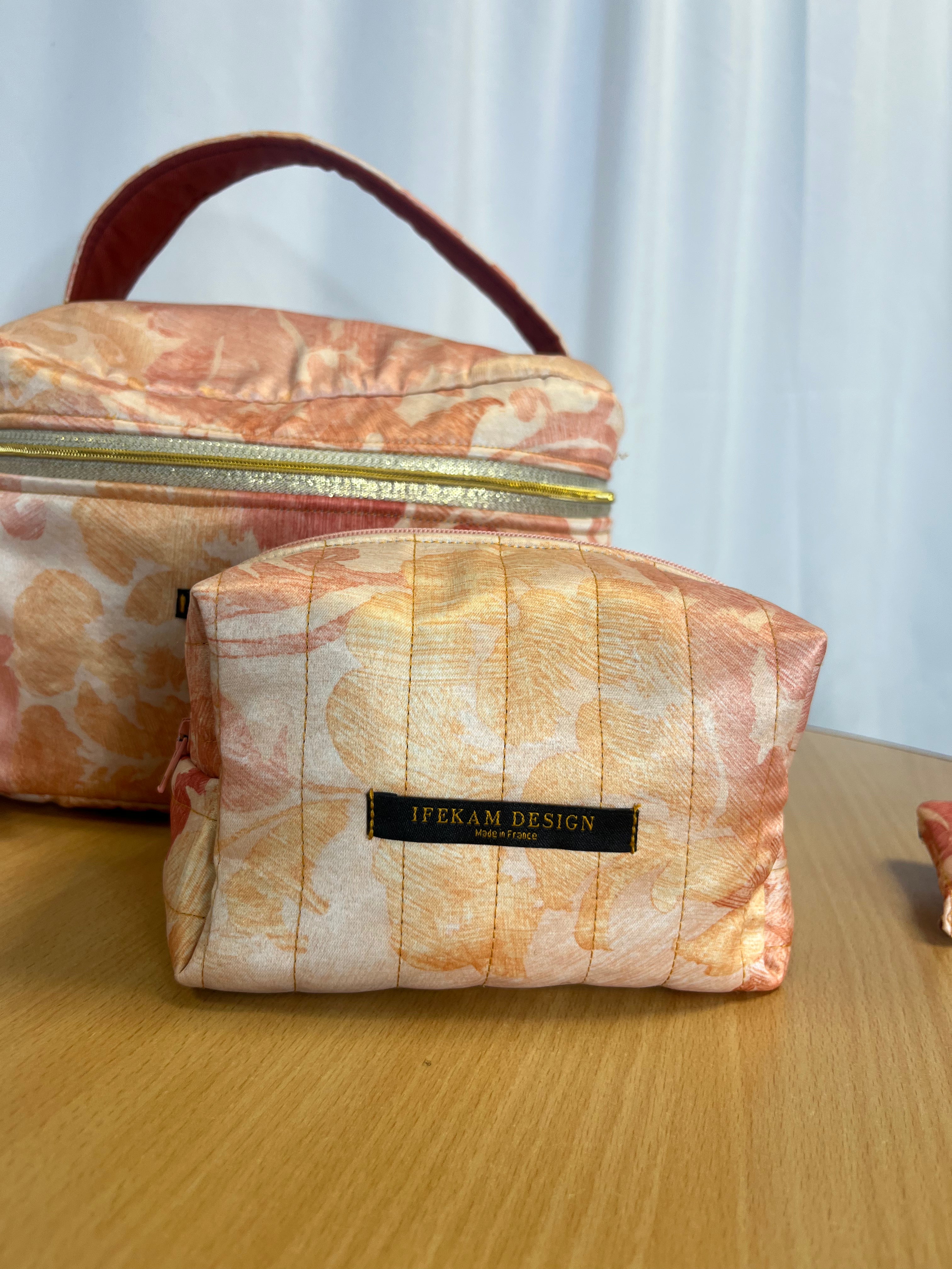 Pochette de toilette