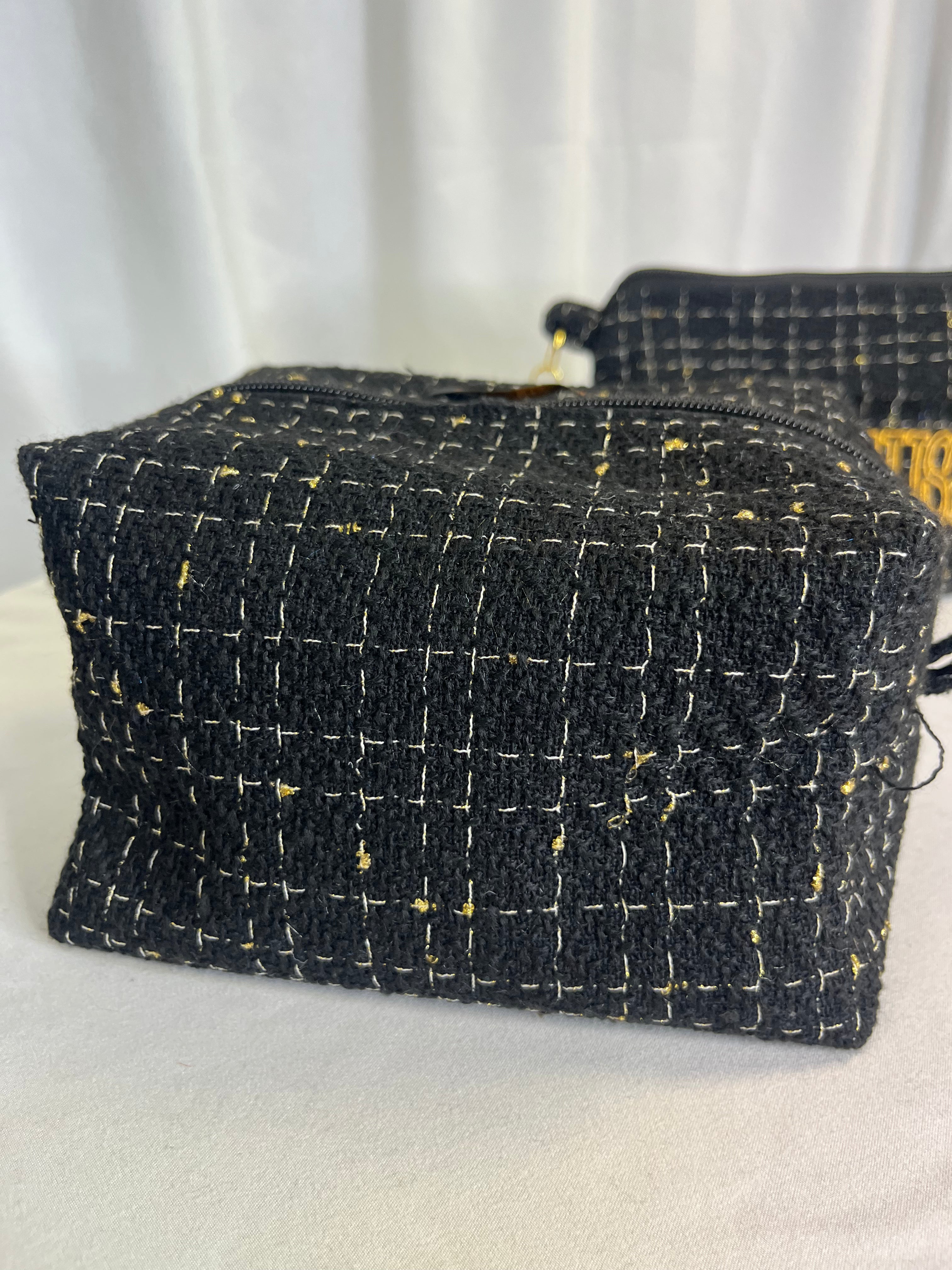 Pochette en tweed noir paillé doré