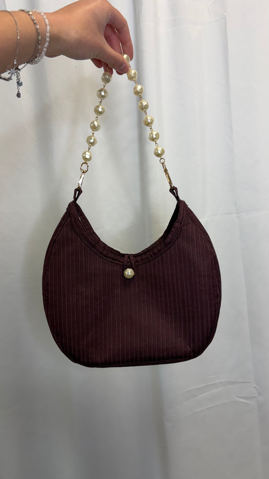 Sac à main bordeaux avec anse perles