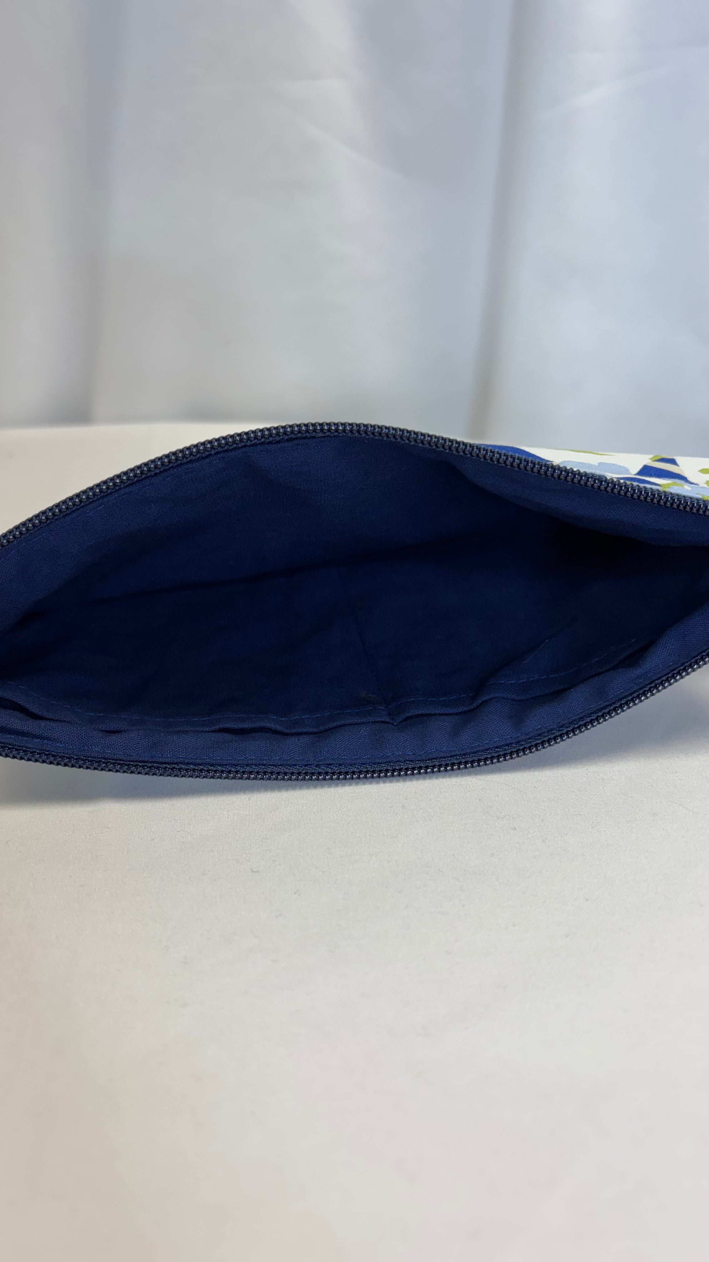 Grande pochette plate fleurie colorée