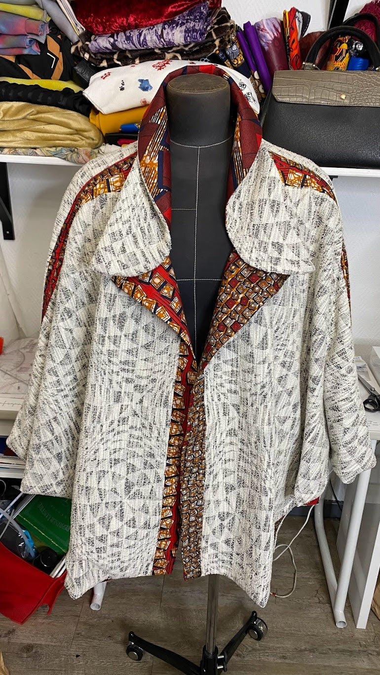 Reversible stylish cape