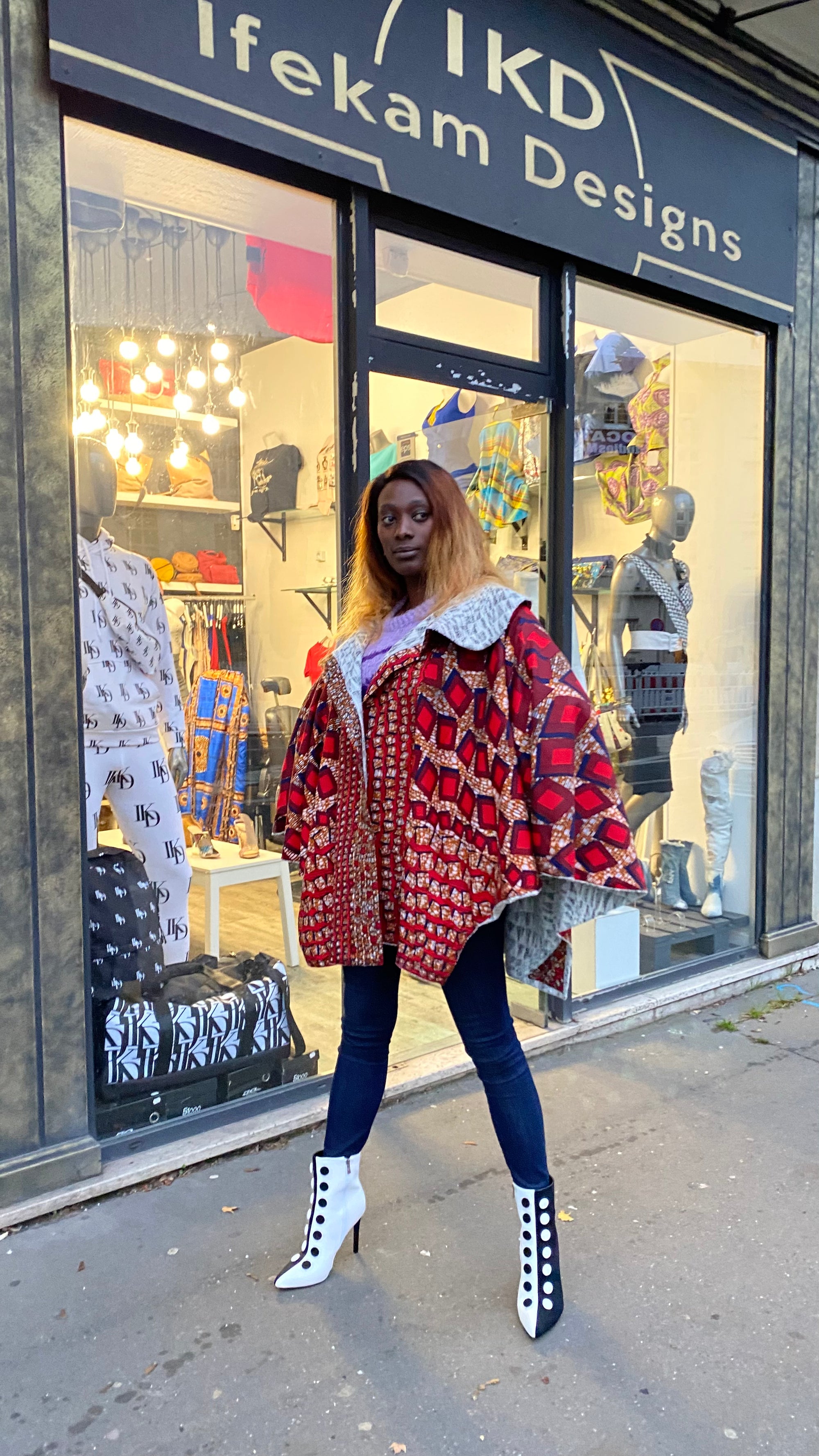 Reversible stylish cape